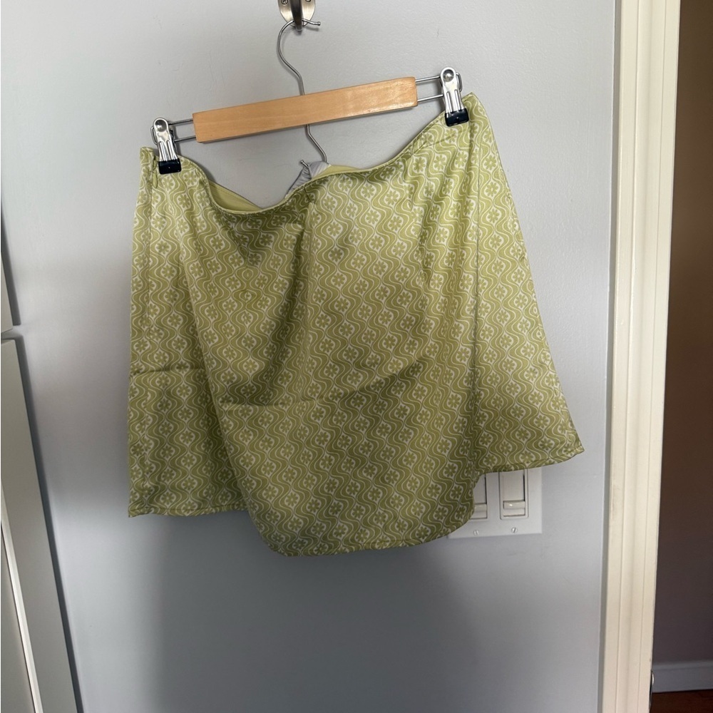 Hollister Light Green Patterned Mini Skirt
